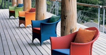 Bunte Outdoorsessel © DEDON