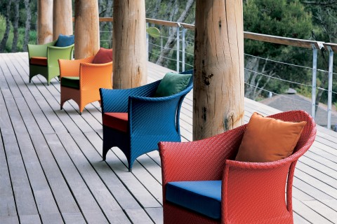 Bunte Outdoorsessel © DEDON