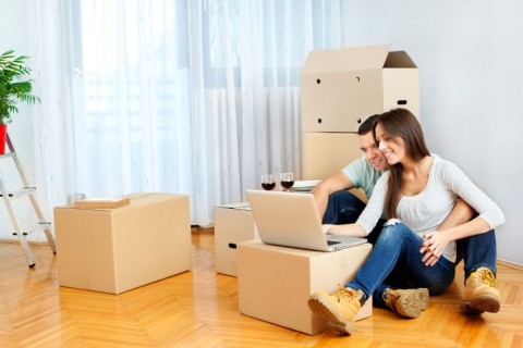 Erste gemeinsame Wohnung ©istock.com/vgajic